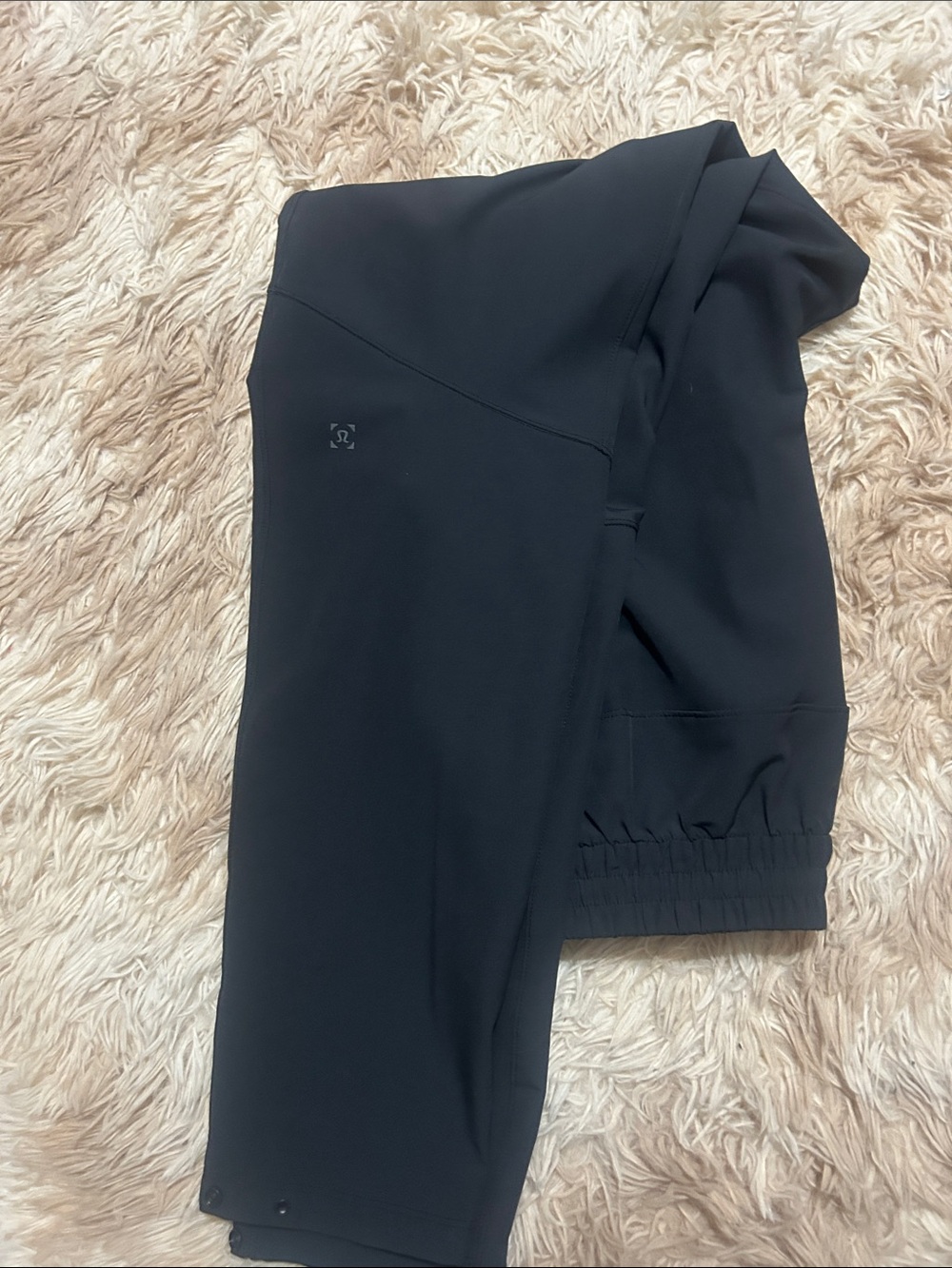 Lululemon Black Athletic Pants - High-Performance Leggings